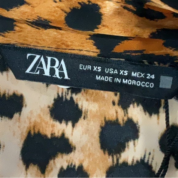 Zara Satin Animal Print Button Down Top NEW Women’s XS - Picture 5 of 7